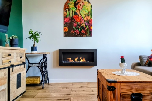 Hangende bio-ethanolhaard 900x400 BOX – zwart gestructureerd mat biokominek_box_wiszacy_900x400_czarny_aranzacja_02