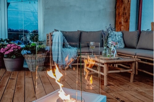 Vrijstaande bio-ethanolhaard Sunset garden – Grijs biokominek_sunset_garden_szary_aranzacja_02_1062066109