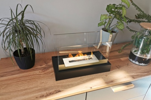 Vrijstaande bio-ethanolhaard Glow – zwart gestructureerd mat biokominek_wolnostojacy_glow_aranzacja_01