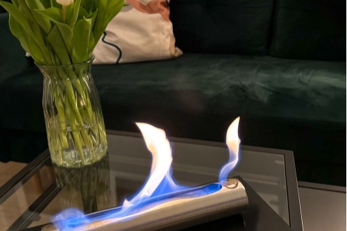 Vrijstaande bio-ethanolhaard Stainless zwart glans biokominek_wolnostojacy_stainless_czarny_aranzacja_20